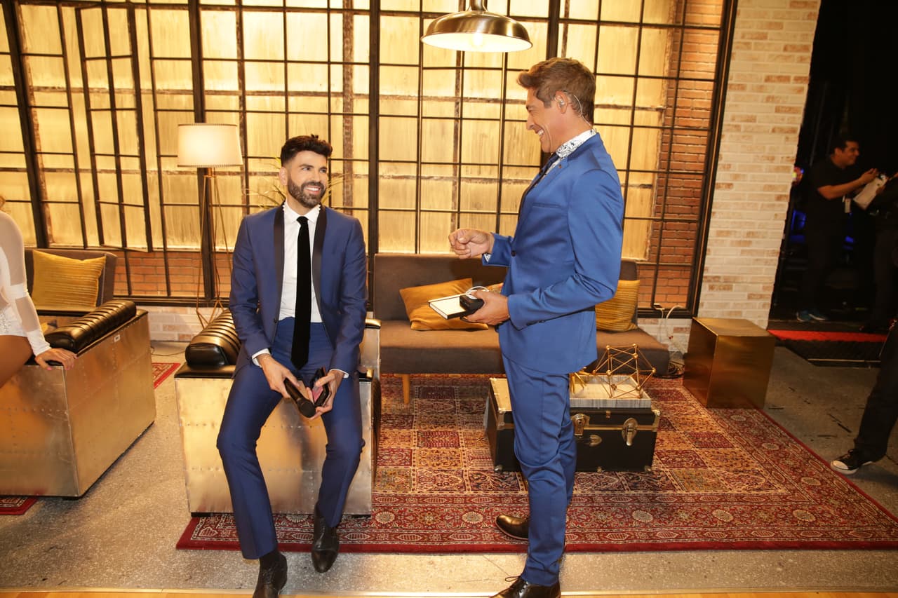 ¿Qué se estarían diciendo estos dos?