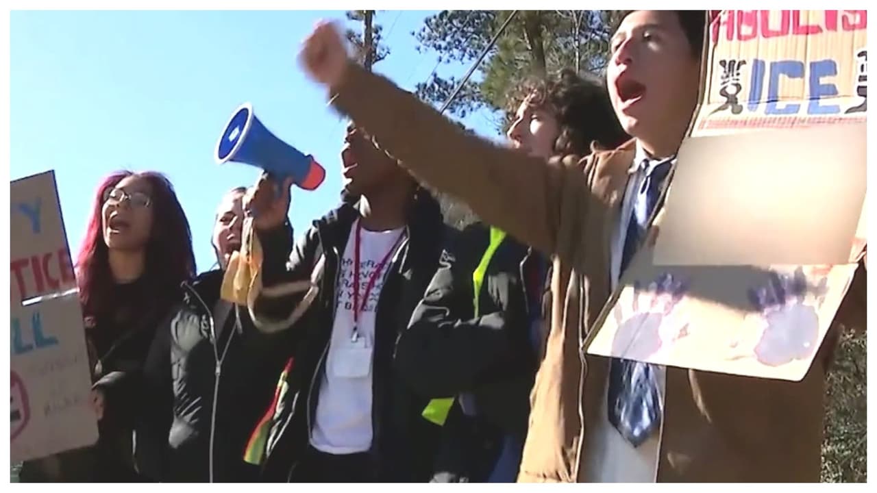 Cuáles son las sanciones más graves que pueden dar escuelas a estudiantes que protestan en Georgia