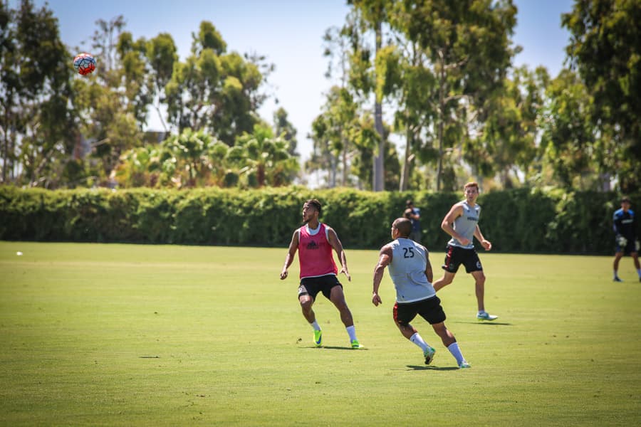 El crack mexicano "Giovani Dos Santos" fue presentado ante los medios como jugador oficial del LA Galaxy donde será su nueva casa por cuatro temporadas.
