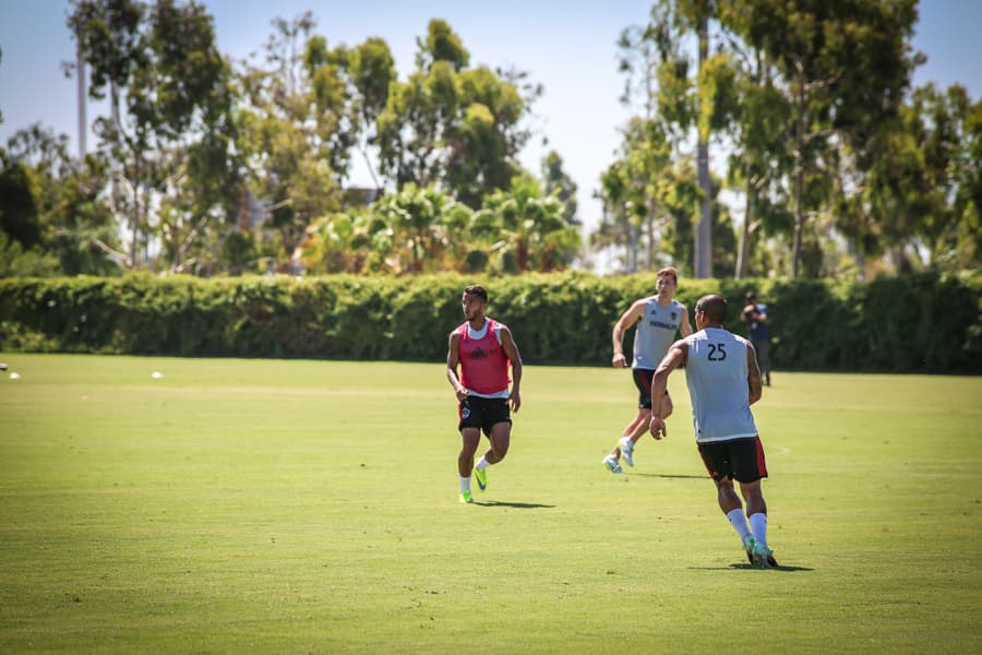 El crack mexicano "Giovani Dos Santos" fue presentado ante los medios como jugador oficial del LA Galaxy donde será su nueva casa por cuatro temporadas.