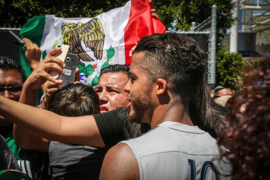 El crack mexicano "Giovani Dos Santos" fue presentado ante los medios como jugador oficial del LA Galaxy donde será su nueva casa por cuatro temporadas.