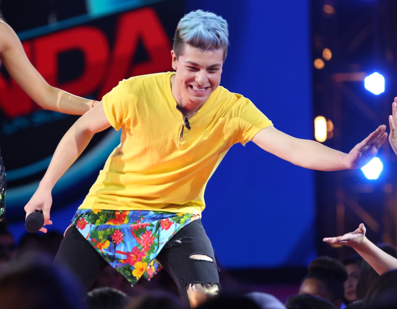 Iosavany nos dijo que diseña su propia ropa.