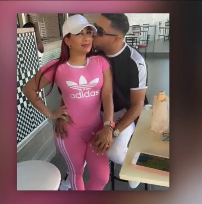 Si bien las apariencias indicaban que tenía un romance lleno de felicidad, tras varios episodios llenos de violencia física y psicológica, Carolina de los Santos dijo basta en diciembre pasado 
<b>y terminó con su relación de noviazgo.</b> 
<br>