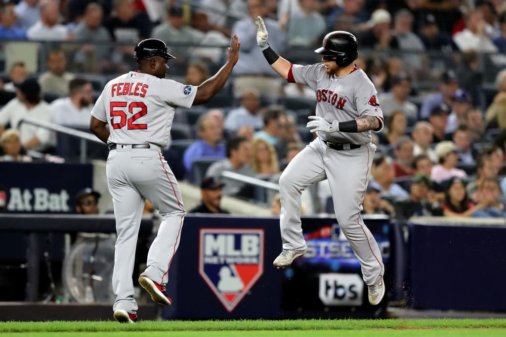 Para la cuarta entrada los Red Sox añadirían una carrera más. Christian Vázquez pegó jonrón solitario por el jardín derecho para ampliar a 4-0 la ventaja. Se lo dio a Zach Britton.