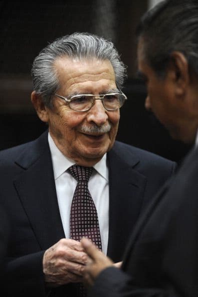 Un juez de Guatemala ordenó, en una decisión histórica, enjuiciar al exgeneral golpista José Efraín Ríos Montt y a su antiguo colaborador, el también general retirado José Mauricio Rodríguez, por genocidio por la matanza de miles de indígenas a manos del ejército a inicios de la década de los 80 y delitos contra la humanidad. Ver toda la información