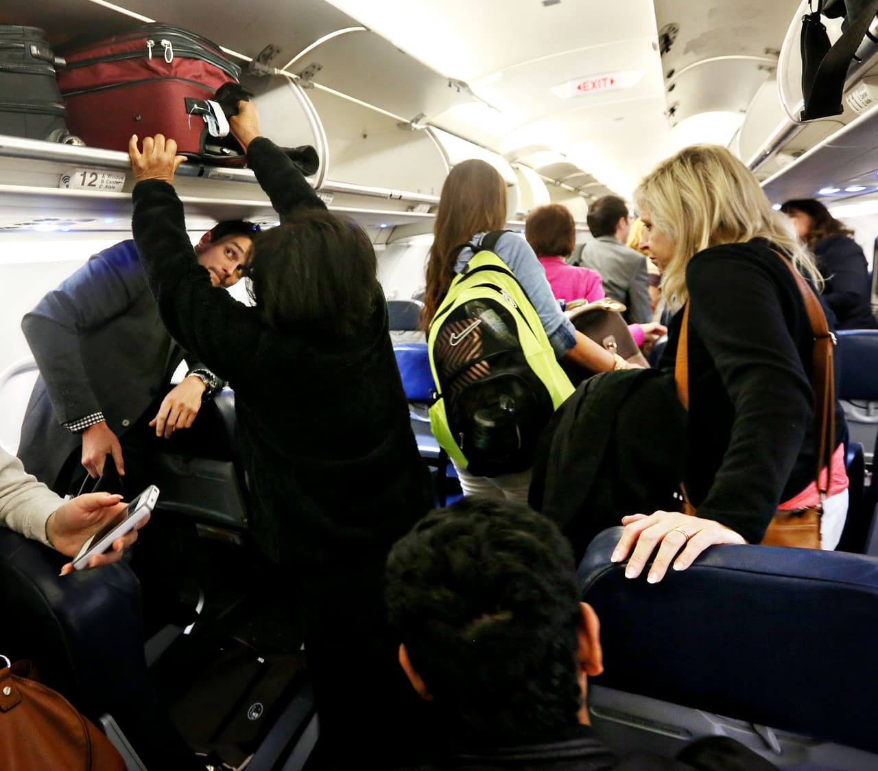 El grupo partió de Sacramento hacia Cabo San Lucas, pero en la conexión en Phoenix no se les permitió volar.