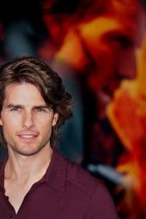 Misión Imposible 2 te adentra a un mundo de espionaje, mafia y corrupción que planean terminar con el mundo que conocemos.  