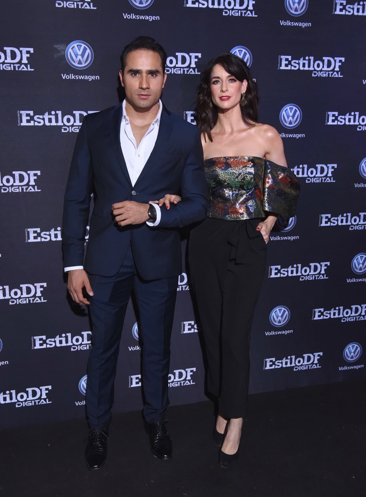 <b><a href="http://www.univision.com/temas/susana-zabaleta">Susana</a></b> declaró en exclusiva para Univision que será en unos meses cuando por fin se unan en matrimonio, aunque aún no tienen la fecha exacta, aunque la actriz ya tiene el anillo de compromiso desde hace varios meses.