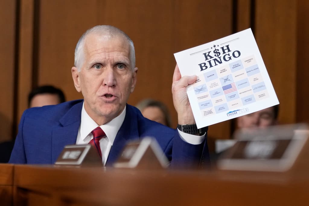 El Senado luce difícil para los demócratas en 2026, pero los republicanos también tienen problemas