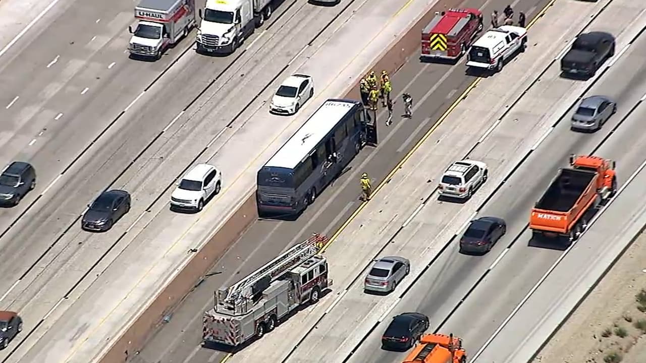 Accidente de bus de Greyhound deja varias personas lesionadas en Riverside