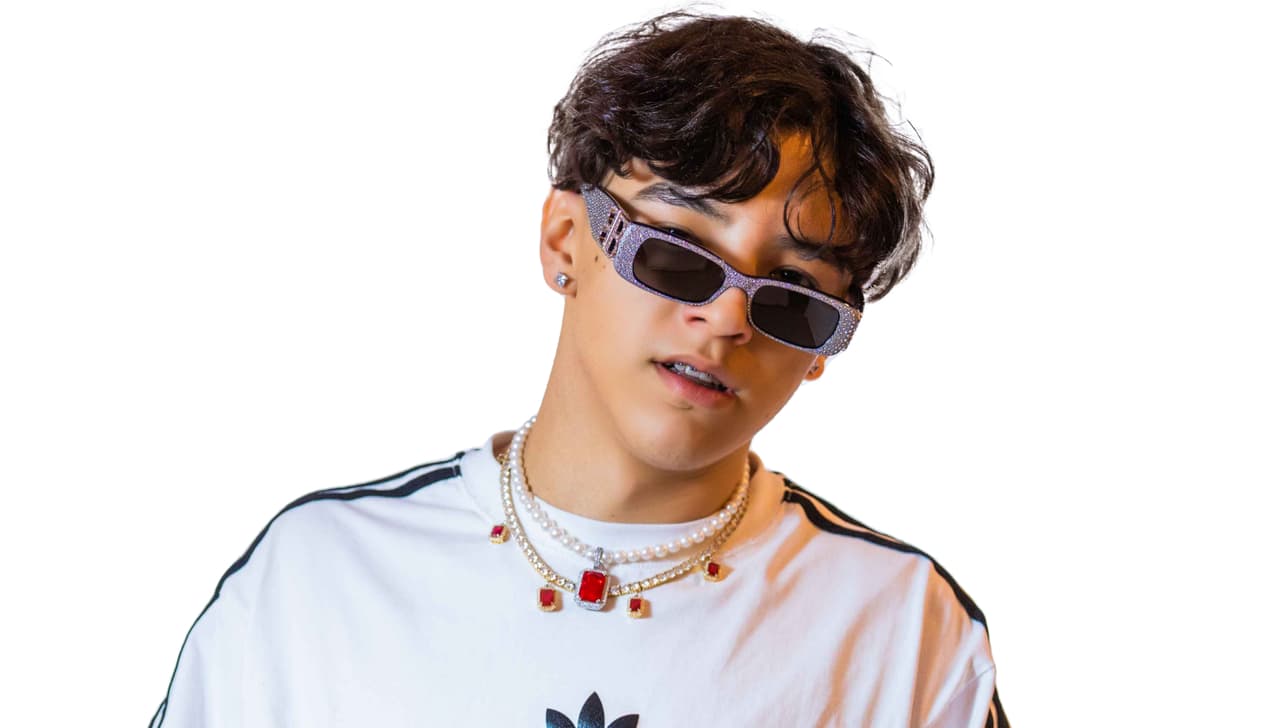 Xavi está nominado a Nuevo Artista Del Año en los Latin AMAs 2024.