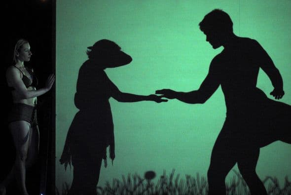 Los bailarines que aceptaron el proyecto de Shadowland se enfrentaron con el reto de crear un mundo completamente nuevo a través de la danza y la acrobacia.