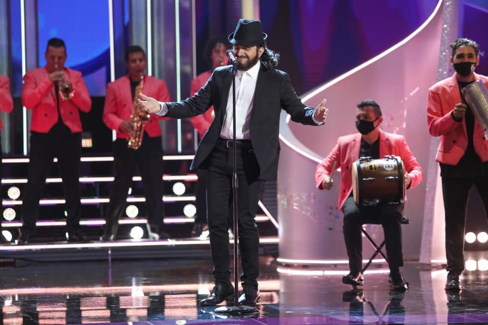 Su alegría nuevamente fue el ingrediente principal de su performance con la canción ‘La Bilirrubina’.