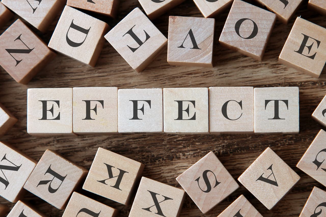 La Ley del Karma es simplemente la ley universal de causa y efecto, enunciada también por los científicos en diferentes postulados de la vida práctica y de aplicación cotidiana: “no hay causa sin efecto, ni efecto sin causa”.”