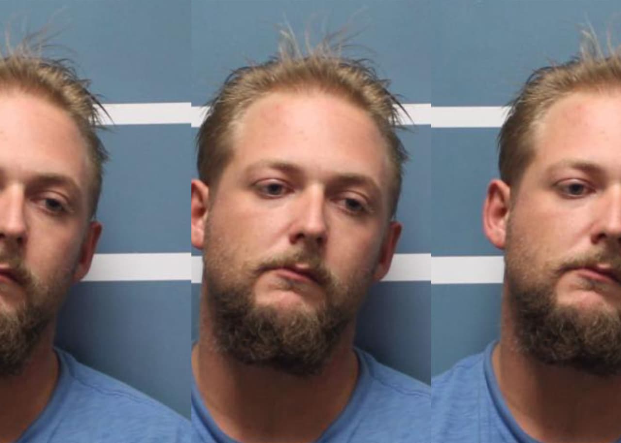 Kyle Adams, 27 años