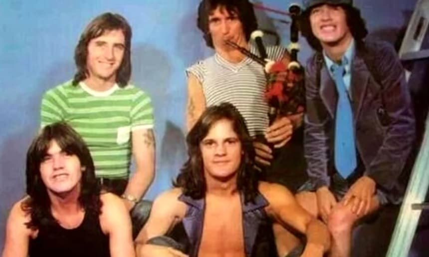 George Young inició la agrupación como un regalo para Malcolm y Angus. Por lo que se le conocía como el consejero y el alma de AC/DC.