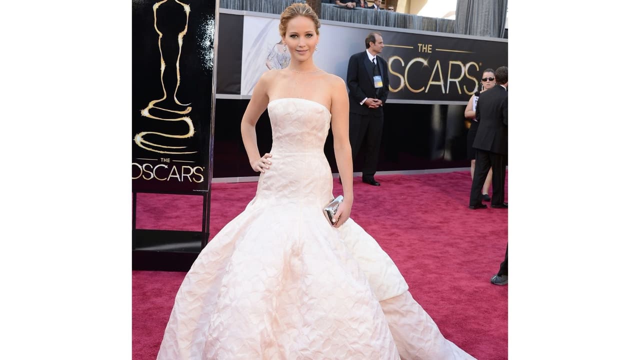 Jennifer Lawrence deslumbró con su look en 2013