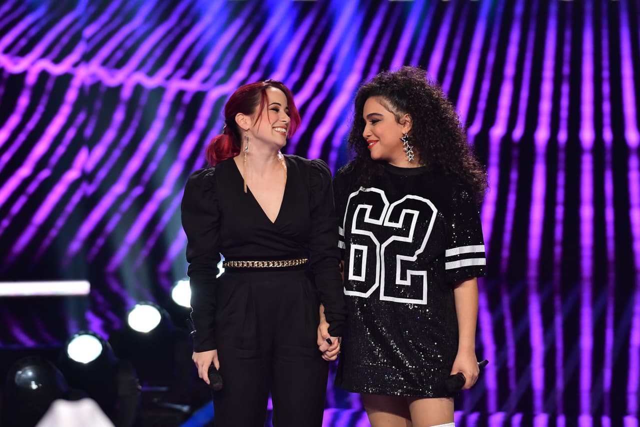 No olvides sintonizar Reina de la Canción el próximo domingo 3 de octubre para conocer el nombre de la participante que seguirá compitiendo por la corona.