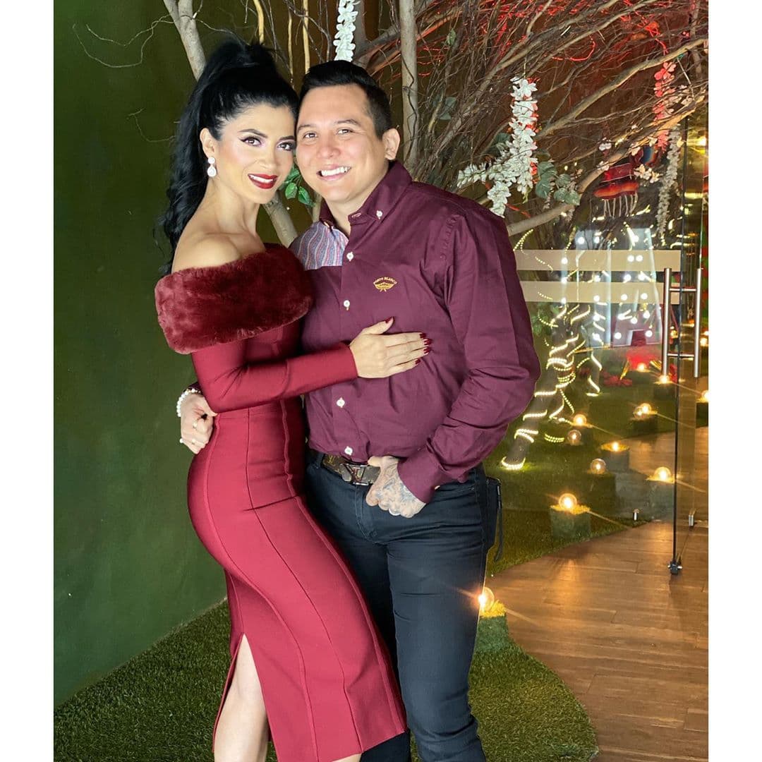 Edwin Luna y su esposa Kimberly Flores se han mantenido muy activos en redes sociales, por lo que han recibido críticas en diversas ocasiones.