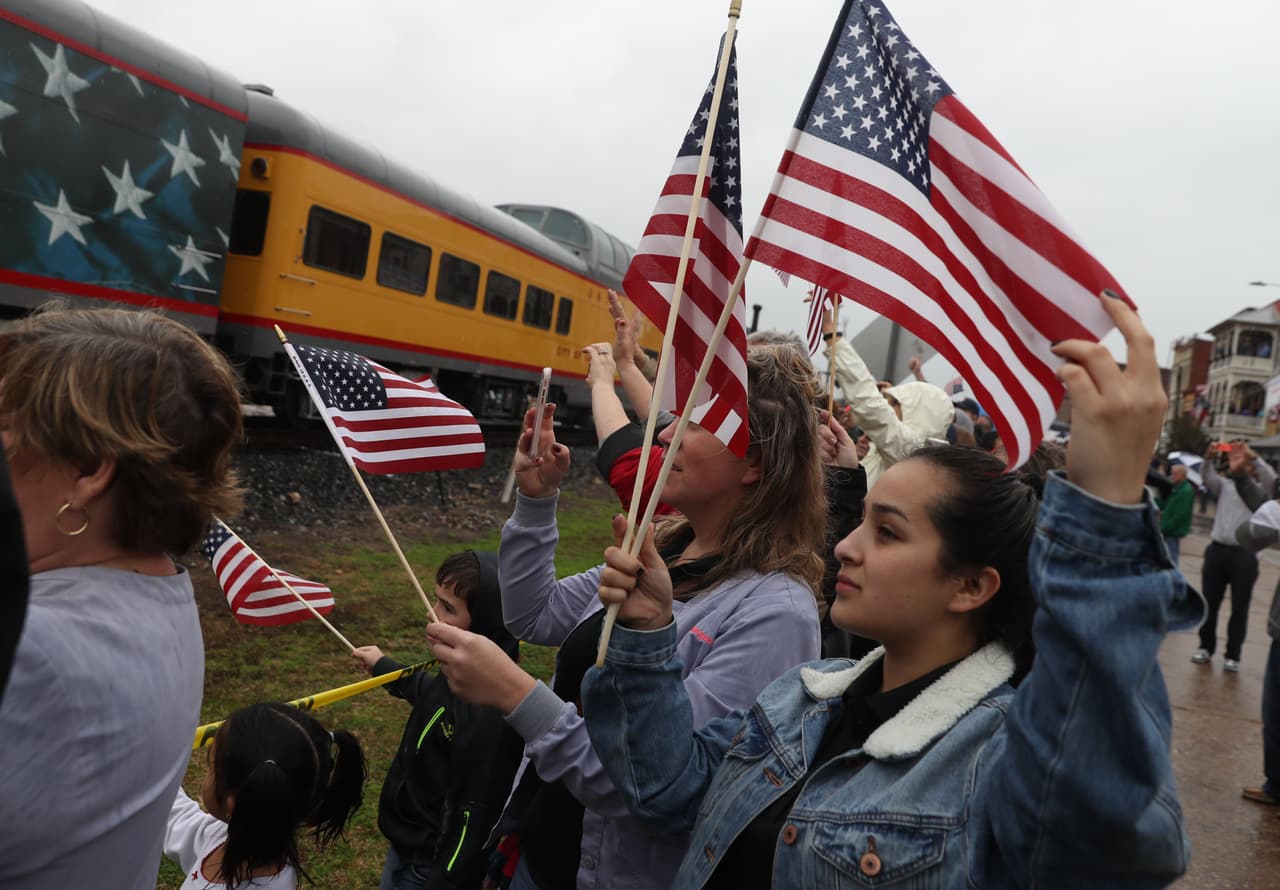 El tren a su paso por Navasota, al noroeste de Houston.
