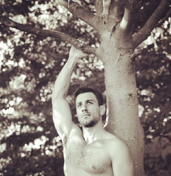 Presume un par de fotos de sesiones para revistas.