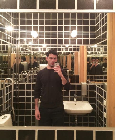 Selfie desde el baño.