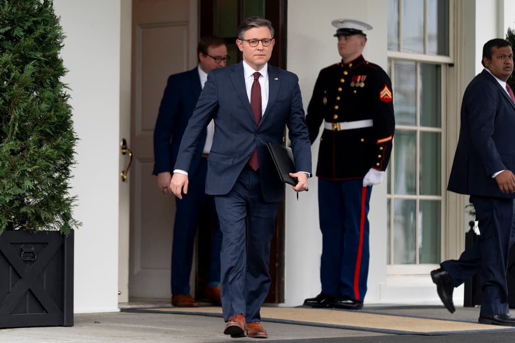 Líderes del Congreso alcanzan un acuerdo provisional para evitar un cierre del gobierno el viernes