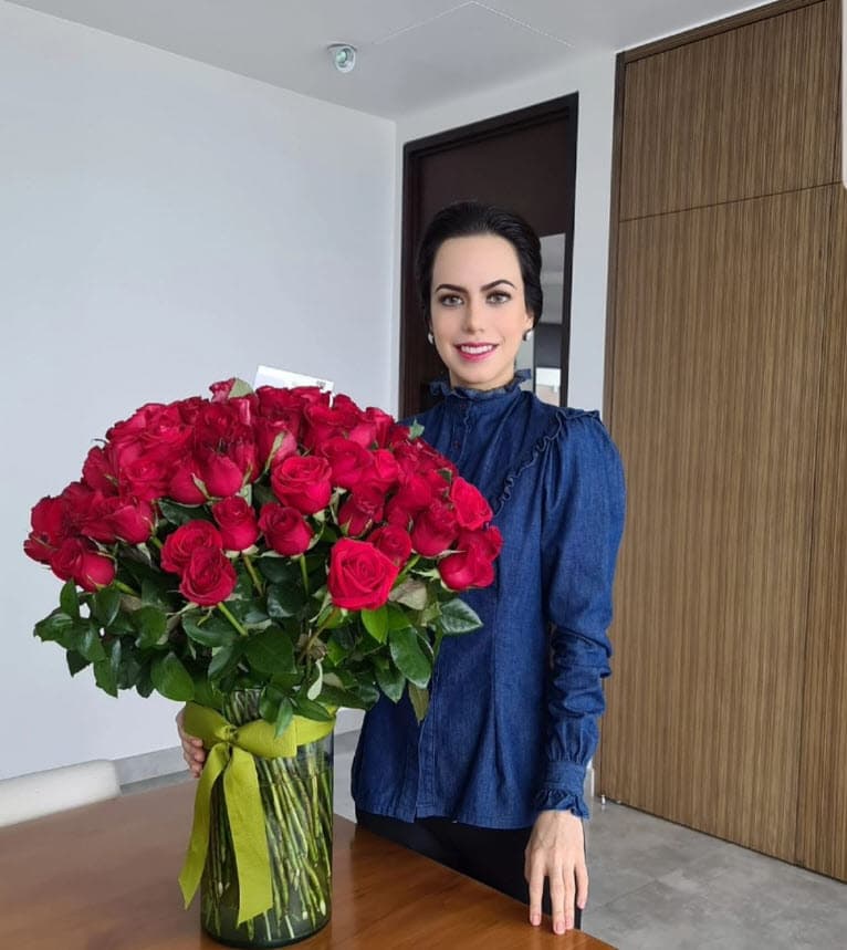 La pareja se casó el 27 de mayo de 2021, pero se divorciaron cuatro meses después por la presunta violencia que la cantante sufría.
<br>