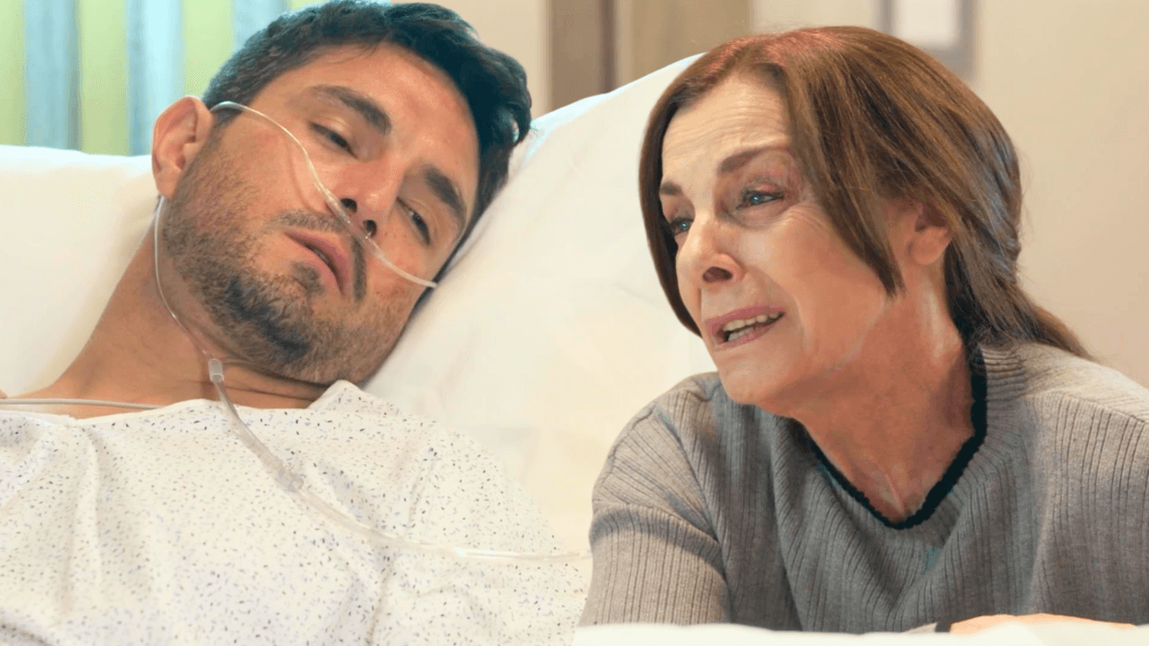 Eloísa felicita a Mateo por el éxito de su plan | Mi Verdad Oculta | Capítulo 64