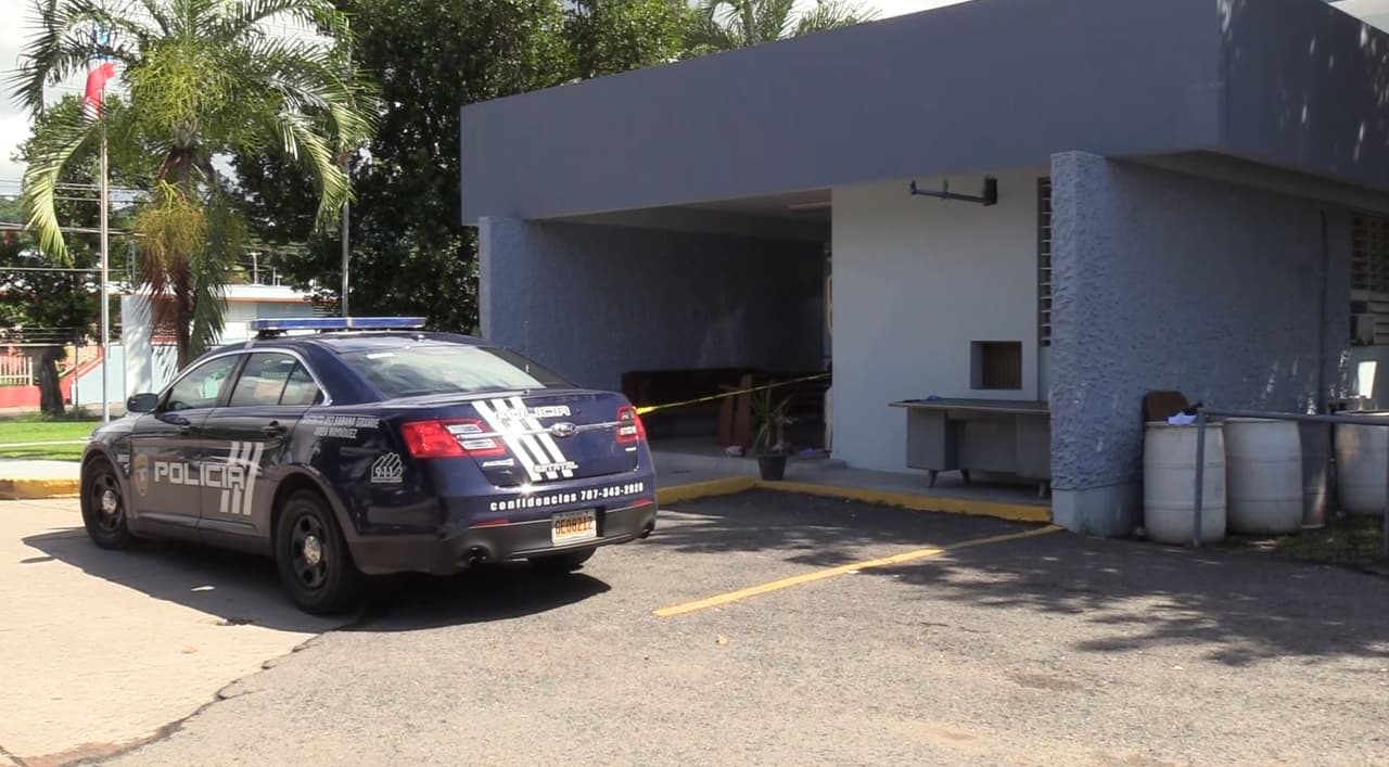 El perjudicado fue atendido por la retén de turno quien lo estabilizó realizándole un torniquete en ambas manos.