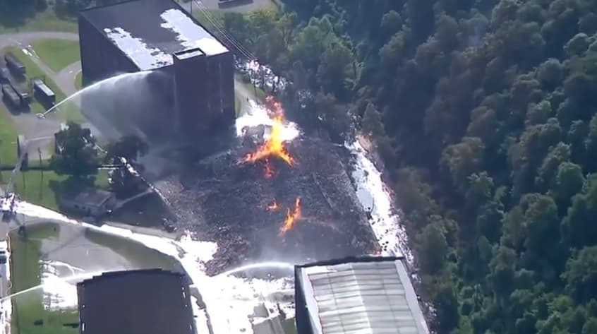 Incendio consume 45,000 barriles de whiskey en Kentucky