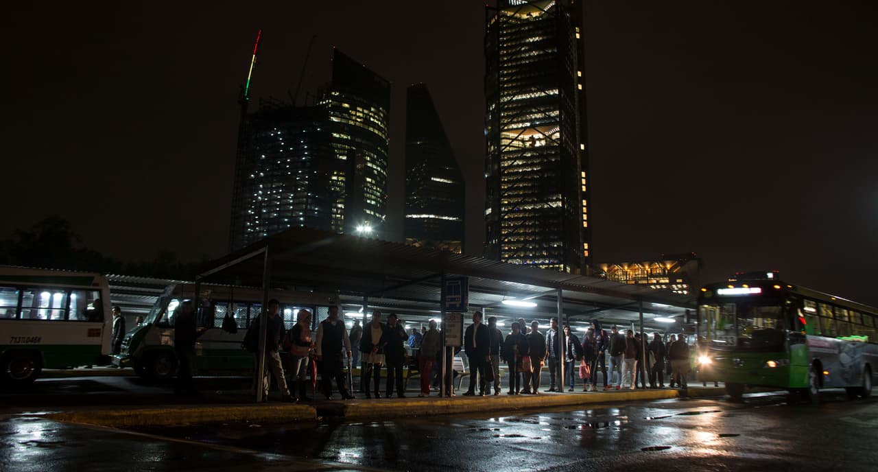 Los buses de carril exclusivo de la ciudad -conocido como Metrobús- no tuvieron mayores daños y ayudaron en el transporte.