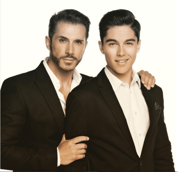 En sus redes sociales Sergio Mayer se ha mostrado siempre muy orgulloso de presumir a su guapo retoño.