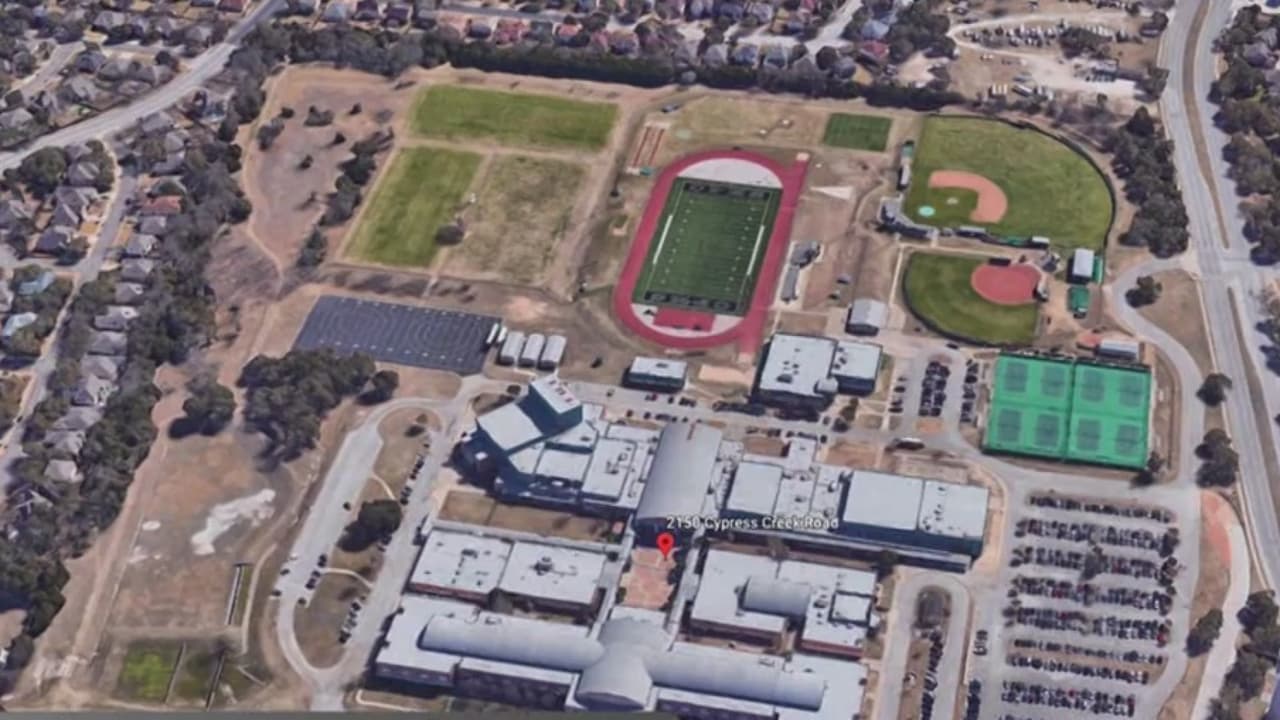 Detienen a estudiantes de la preparatoria Cedar Park por realizar amenazas terroristas