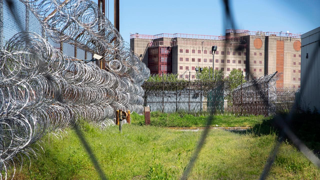 Violencia al interior de Rikers Island: denuncian que 13 reclusos han muerto en 2025