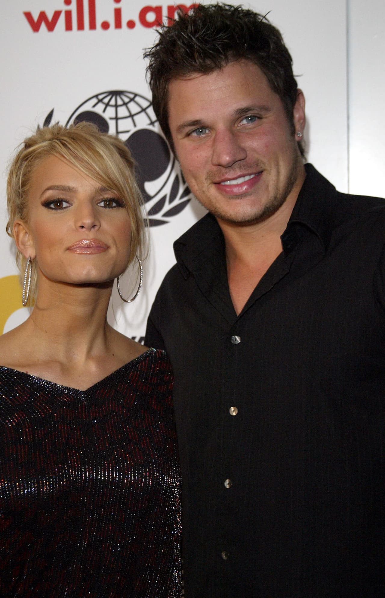 Él, por supuesto, no se dejó, y llegaron a más negociaciones con abogados.