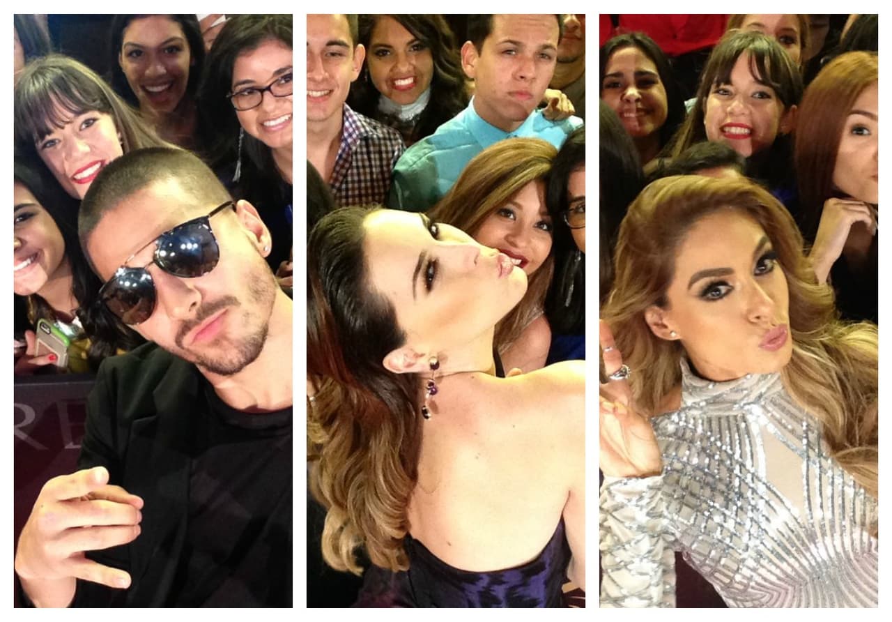 Estos famosos no perdieron la oportunidad de tomarse selfies con el público, con todo y caras chistosas.