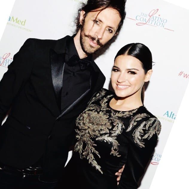 El abogado Guillermo Pous advirtió que él y su equipo sabían "cómo llegó esa información" a la publicación mexicana y advirtió que su clienta también interpondría una 
<a href="https://www.univision.com/famosos/maite-perroni-demanda-novio-koko-stambuk-claudia-martin">demanda en contra de su exnovio, Koko Stambuk</a>. Alegó que el cantante chileno supuestamente pretendía dañar la imagen de la actriz de 'Rebelde' y facilitó información a la revista. "Es parte de las personas que participan en esta narrativa para la publicacion de la nota", expresó el abogado el pasado 4 de junio.