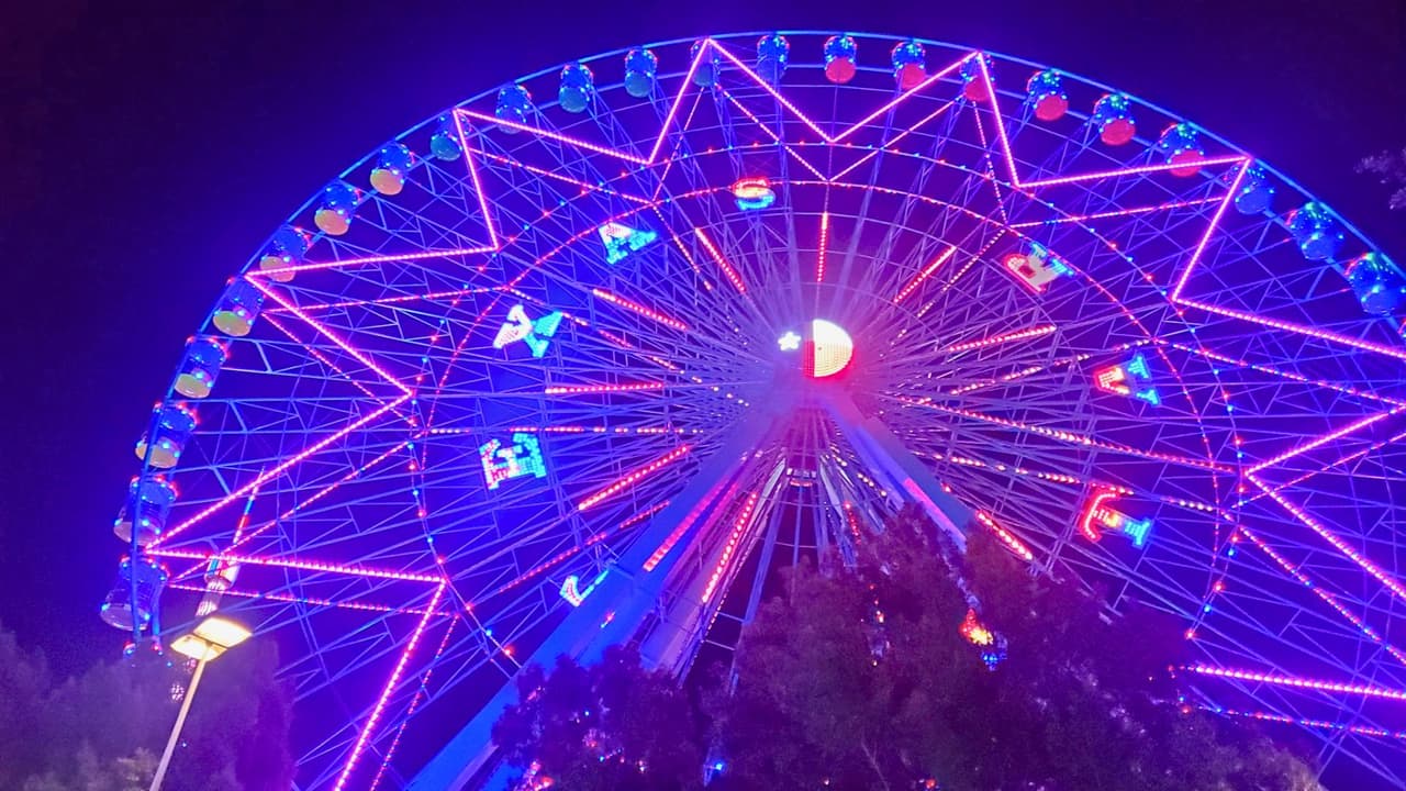 Para los amantes del automovilismo, 
<b>el Salón del Automóvil de Texas exhibirá los últimos modelos que dejarán a todos impresionados</b>. Mientras tanto, en el Chevrolet Main Stage, 
<b>más de 100 actos musicales llenarán el aire con melodías de <a href="https://www.univision.com/local/dallas-kuvn/feria-estatal-texas-2024-preventa-entradas-artistas-confirmados" target="_blank">artistas destacados como Jesse & Joy</a></b>. Consulta la lista completa de actuaciones en 
<a href="https://bigtex.com/live-music/" target="_blank">BigTex.com/livemusic </a>