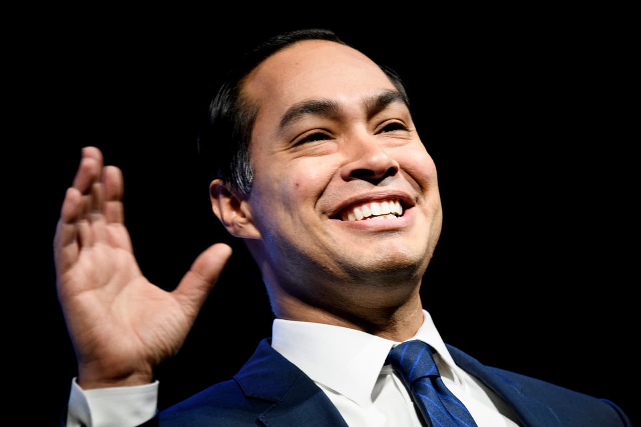 Julián Castro no es favorito en las encuestas pero logra el respaldo de 'Latino Victory' para enfrentarse a Donald Trump