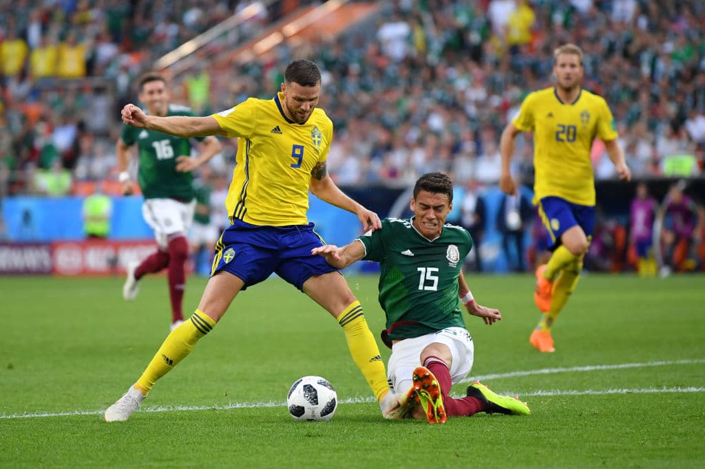 Héctor Moreno: 6. Aunque discutible para muchos, el defensa central de la Real Sociedad comete el penalti del 2-0 y además recibió una tarjeta amarilla que lo inhabilita para el siguiente partido.