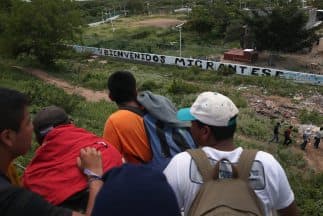 Autoridades mexicanas rescataron a inmigrantes centroamericanos secuestrados en Tamaulipas. (Imagen de archivo).
