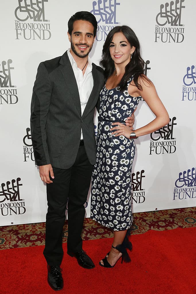 Ana Villafañe y Ektor Rivera, los cantantes encargados de dar vida a Emilio y Gloria Estefan en su nuevo musical autobiográfico, 
<i>On Your Feet!</i>.