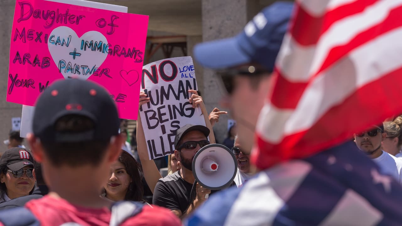 California busca aprobar fondos para posibles demandas contra el gobierno Trump: "Estamos listos para resistir"
