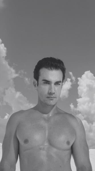 Es guapo, talentoso, famoso y humilde, ¿qué más puede pedir una mujer?