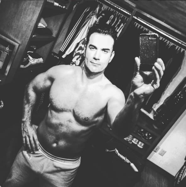 Y como tuvo varias escenas de cama, fue muy constante con el gimnasio para lucir espectacular en la pantalla.