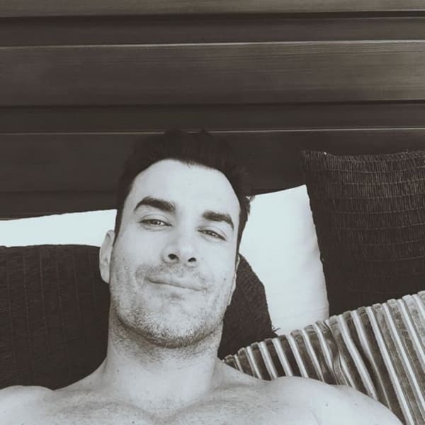 Pero no le hace falta, porque a sus fans les encanta tal y como está.