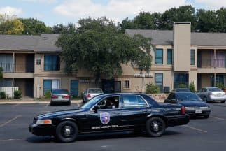 Con esta medida los familiares pueden estar estrechamente vigilados.