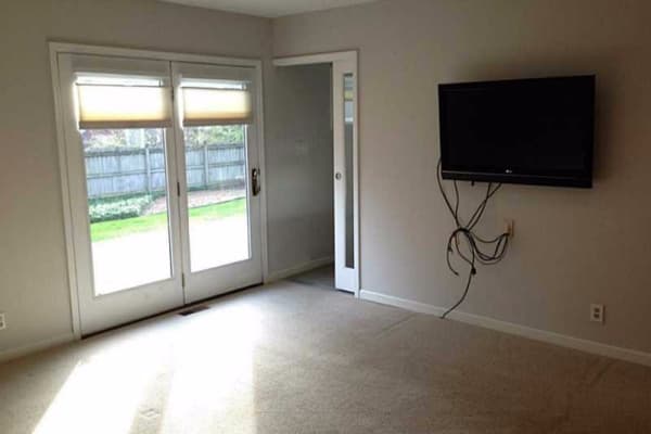 El escritor hizo una serie de mejoras desde el año 2012 cuando la propiedad estaba valorada en 270, 500 dólares.