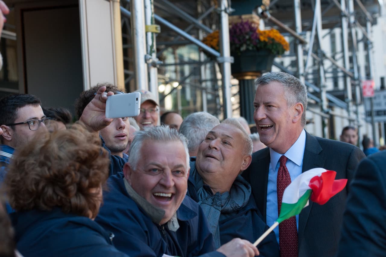 No faltó la foto con el alcalde de la ciudad de Nueva York, Bill de Blasio.